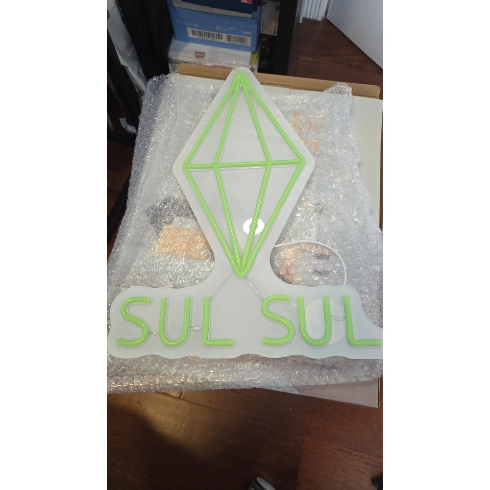 The Sims Sul Sul Plumbob LED Neon Wall Light Green USB Powered Gamer Decor Sign